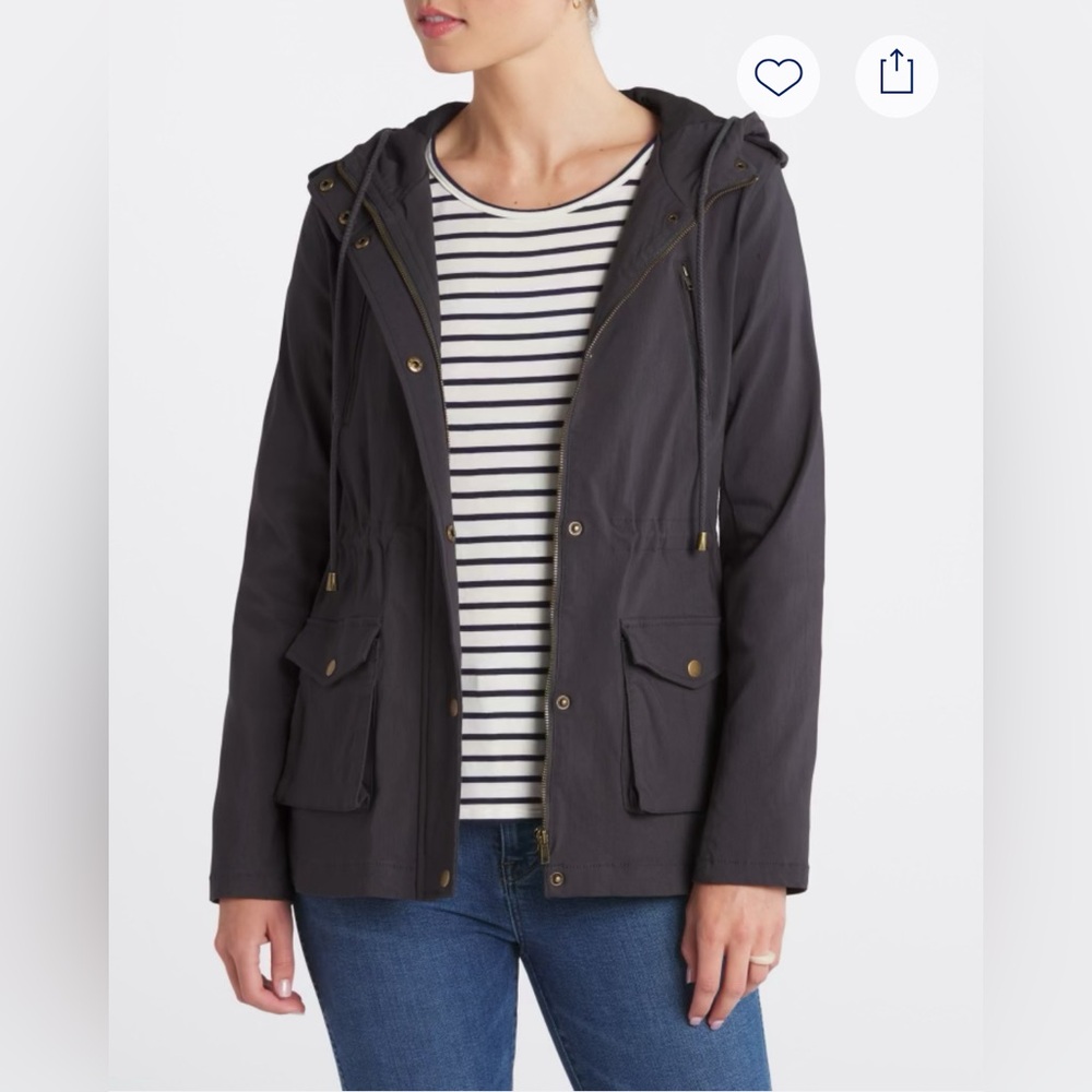 Women’s Lightweight Cargo Jacket with Hood
